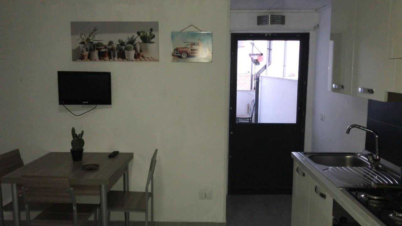 Casa Nicolina Apartment ปาแลร์โม ภายนอก รูปภาพ